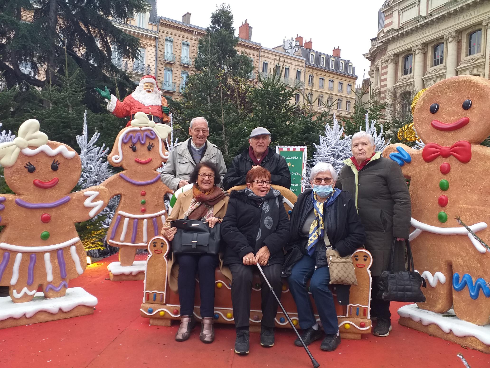 participants au marché de Noël